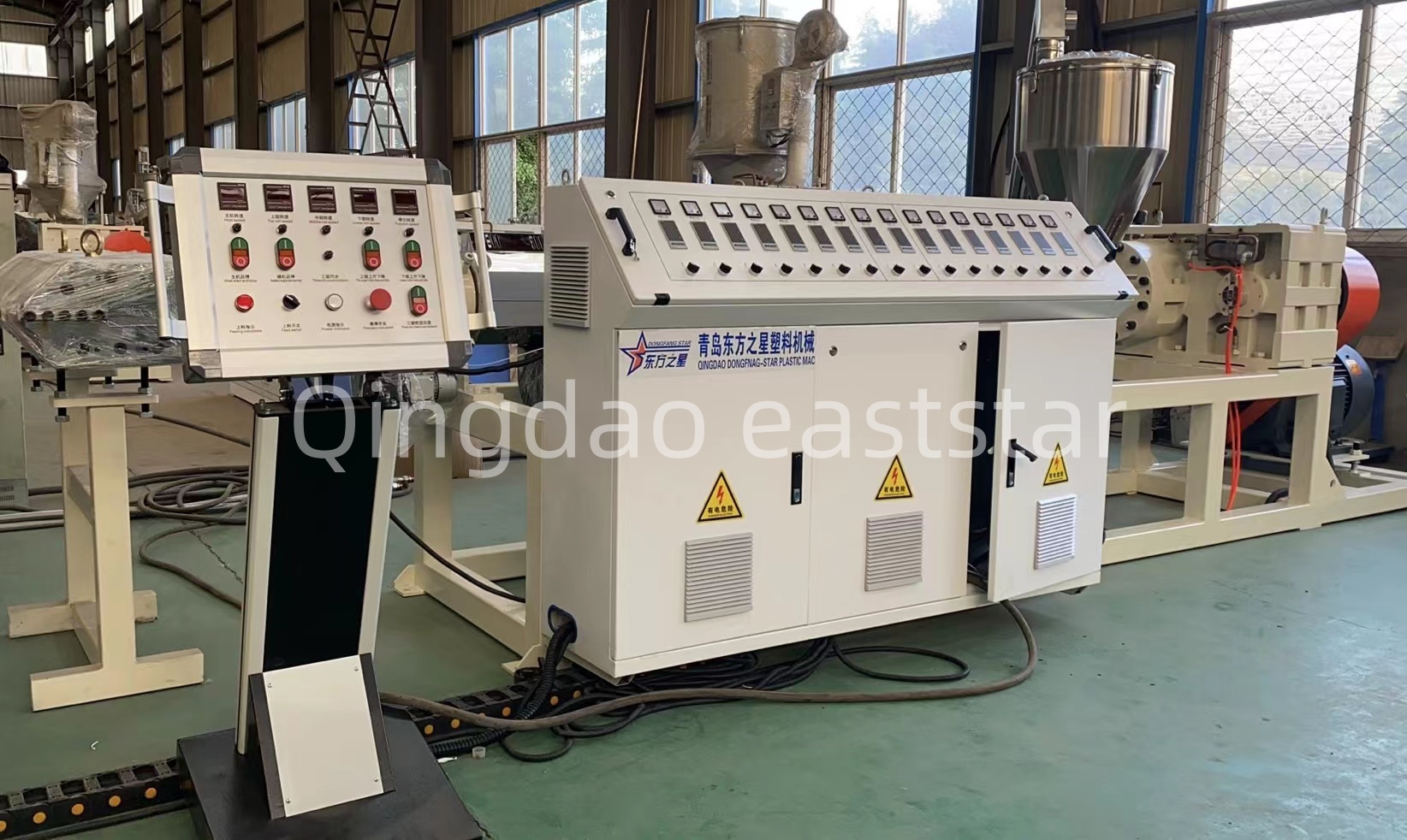 কিভাবে একটি পেশাদার PE নিষ্কাশন বোর্ড উত্পাদন লাইন ড্রেনেজ সিস্টেম নির্মাণের গুণমান নিশ্চিত করে?